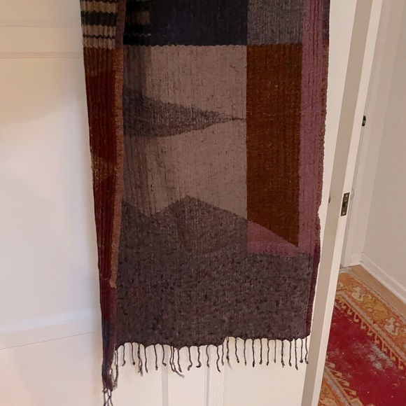 Aritzia Wilfred Scarf/Wrap Color block geometric wool blend - Picture 6 of 7